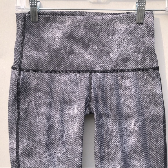 LULULEMON crop pants 6 leggings mesh gray - Picture 3 of 5